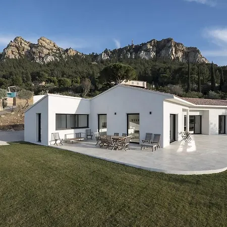 Mita Villa